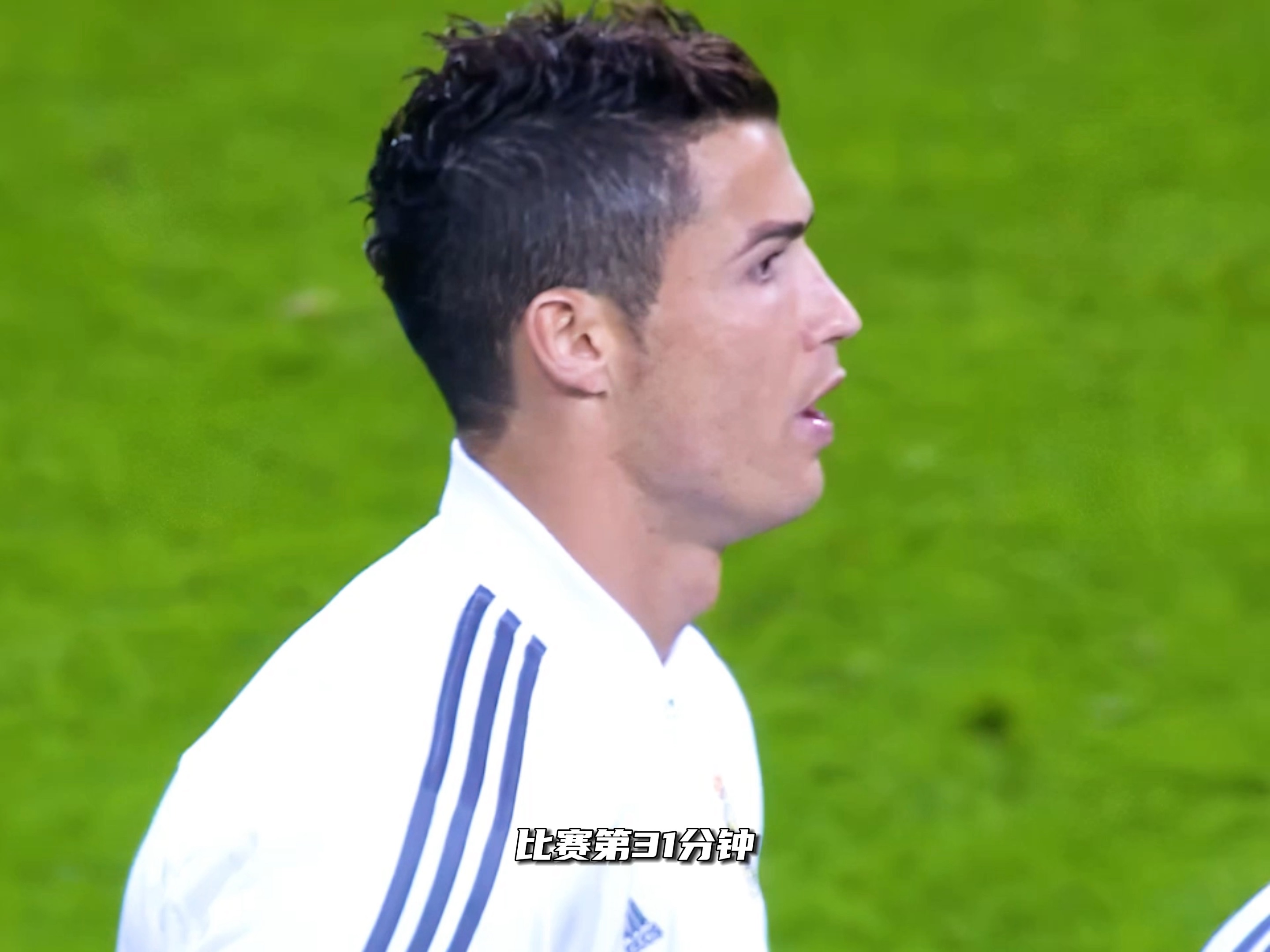 尤文爆冷AC米兰，C罗完成帽子戏法