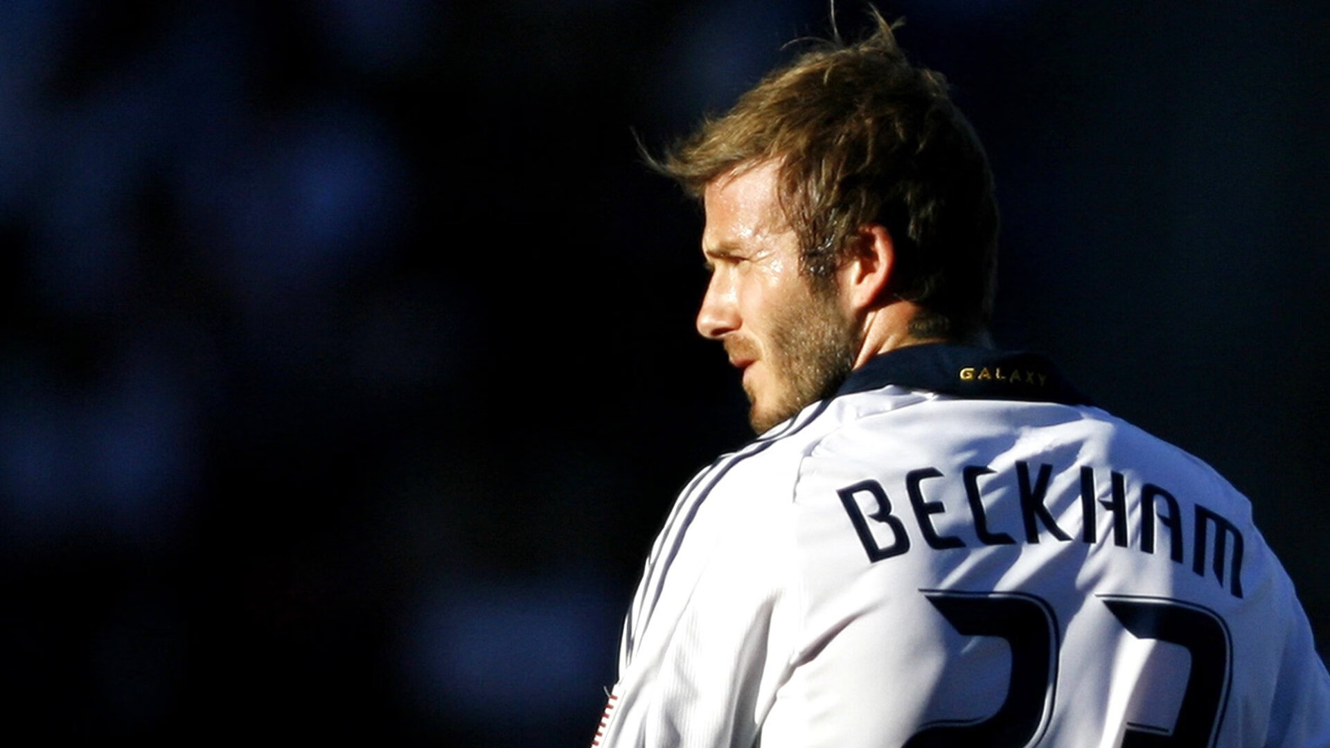 雪夜奇迹,当维京战吼淹没万达大都会,佩德里如何用一记惊雷改写北欧足球史?